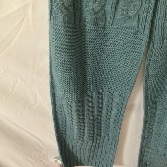 Kate Spade: Sky Blue Cable Knit Scarf - Picture 8 of 16